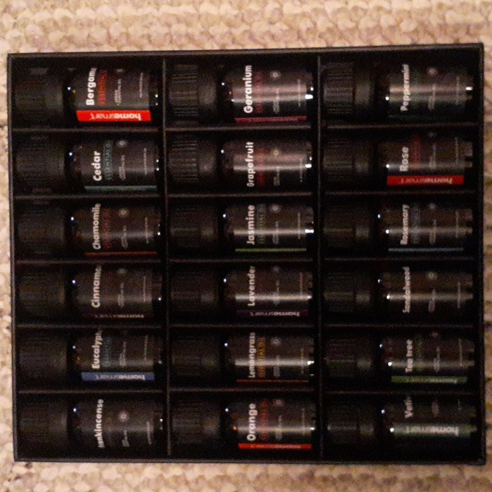 Aroma Essential Oil Set, 10 ml, 18 piece set.